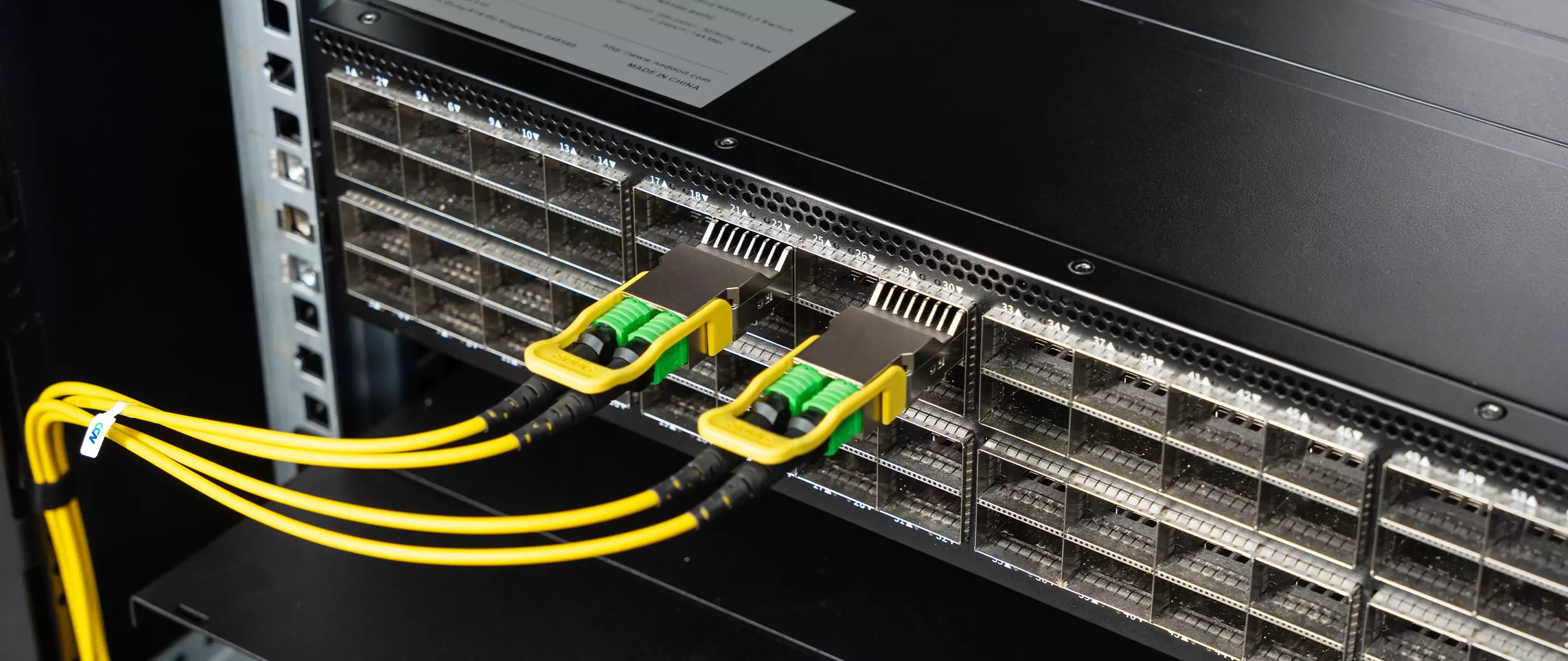 MPO-8 LSZH OS2 Fiber Jumper(15m,Type B,APC)for 400G/800G AI Cluster detail